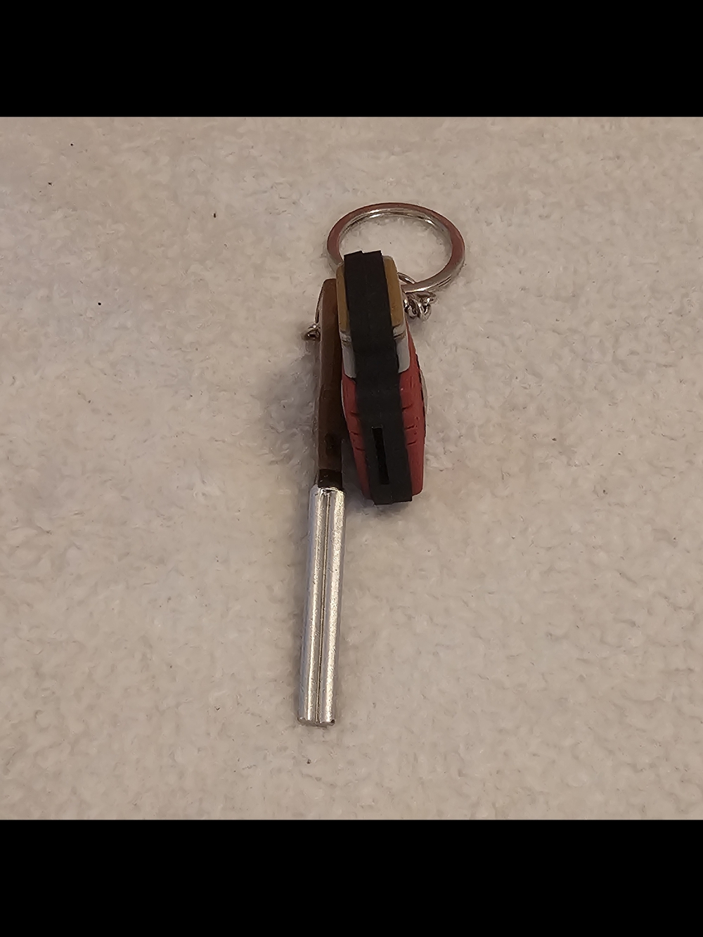 EVIL DEAD 2 2018 Lootcrate Exclusive Keychain & Key Cover - Picture 4 of 6